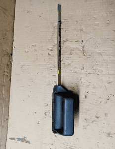 Klamka raczka drzwi przesuwnych prawych VW Caddy III 7H0843642A 1