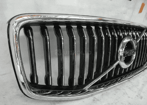Volvo XC60 ii grill atrapa 2