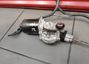 JEEP COMMANDER XK XH SILNICZEK WYCIERACZKI PRZÓD ORYGINAŁ BDB 3