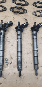 Wtrysk wtryskiwacz wtryskiwacze wtryski paliwa komplet VW Touareg 3.0 TDI 059130277AB 4