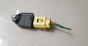 TOYOTA AVENSIS T25CZUJNIK UDERZENIA 89831-05010B 2