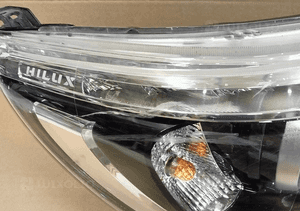 Lampa prawa prawy full led toyota hilux viii 8 15- 4