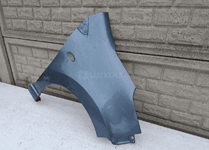 Nissan pixo suzuki alto błotnik prawy przedni 2