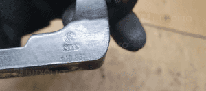 Zawias zawiasy drzwi prawy przód para VW Golf IV 4 6