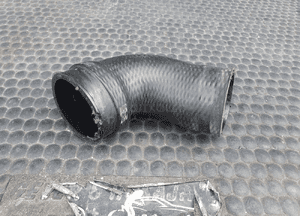 Przewod 8D0145828L Turbiny Intercooler Rura Krociec Waz 1.9 TDI AVB 101KM Audi A4 B6 B5 VW Passat B5 40