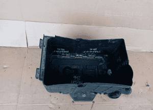 Obudowa podstawa akumulatora VW Passat B6 4