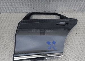 Drzwi lewy tyl citroen DS5 uszkodzone 1