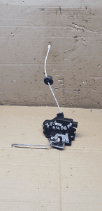 Zamek prawy przód przedni prawy Audi A4 B6 7 PIN 8E1837016C 1