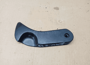 Klamka raczka dźwignia otwierania maski BMW 5 E39 8226621 11970213 1
