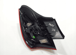 Lampa prawa tył tylna błotnika opel astra iv j gtc 13281266 2012-15 lift eu 5