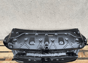 Klapa bagaznika tyl tylna hyundai elantra vii 7 2021- bardzo ladna 2