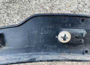Listwa blotnika tyl prawa land rover evoque L538 5