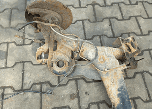 Skoda Roomster Fabia VW Polo Seat Ibiza  6J IV belka oś tylna tył 3