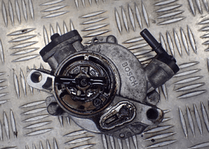 Citroen peugeot pompa vacum 9684786780 1,6 e hdi ! 1