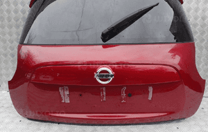 Klapa bagażnika nissan juke 2