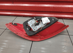 Mercedes c-klasa W204 lift lampa led prawa tył tylna europa oryginalna 10