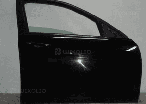 Mercedes W204 drzwi prawy przód sedan k.l C040 7