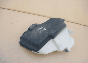 Zbiorniczek spryskiwaczy bmw E46 7007970 1