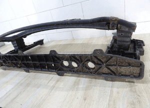 Hyundai I40 pas przedni  belka 64101-3ZXXX 6