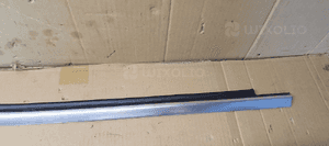 Listwa szyby prawy tył chrom Mercedes GL X166 W166 A1666904400 A1666902280 3