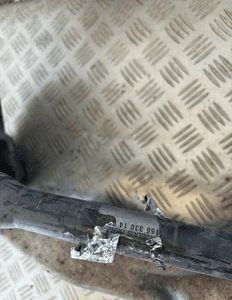 ZWROTNICA PIASTA LEWY PRZOD MERCEDES GL W166 AMG 4