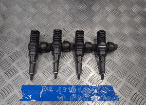 Wtryskiwacz vw 1,9 tdi bxe 038130073AG radom 1
