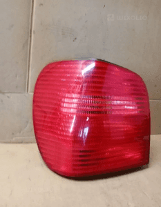 Lampa lewy tył tylna lewa VW Polo 6N2 6N0945095H 2