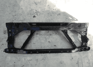 Land rover derender ii 2 wzmocnienie pas przedni 1