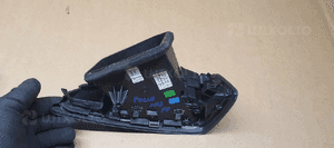 Kratka nawiewu powietrza prawa Ford Focus MK3 4