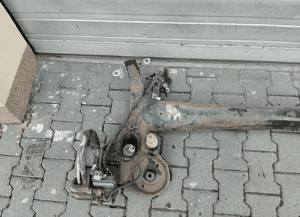 OŚ BELKA ZAWIESZENIE TYŁ TYLNE PEUGEOT 308 T9 II 2 HB HATCHBACK 3