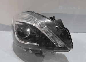 Mercedes W246 Lampa Bi-Xenon R uszkodzona - 13014 2