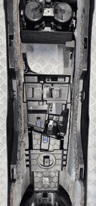 Bmw X1 F48 tunel środkowy podłokietnik biała nić 9335198 15