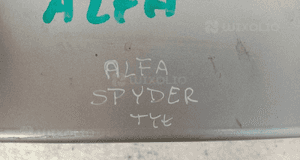 ALFA ROMEO SPIDER belka zderzaka tylnego wzmocnienie zderzaka tył 3