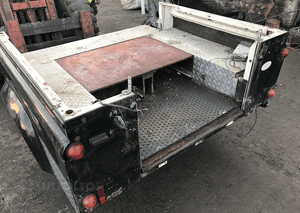 Wanna tylna land rover defender station wagon 110 3