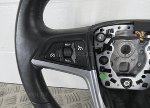 Opel insignia kierownica multifunkcja 2009 6