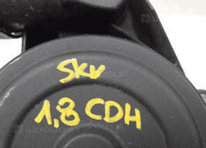 Oddzielacz oleju audi A4 A5 A6 vw 06H103495A dostępne 2 sztuki 10
