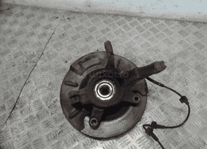 PIASTA ZWROTNICA LEWA PRZÓD SUZUKI SX4 1,9DDIS 2008R 4X4 2