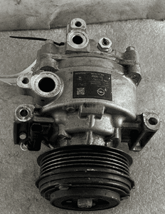 Kompresor klimatyzacji opel astra k v 39217351 fv 1