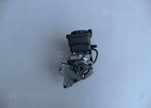 Pompa wspomagania BMW X3 E83 3,0D M57N2 127 BAR 1