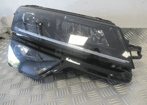 Lampa przednia przód prawa skoda karoq full led 2017-2021 6