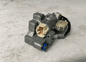 Stacyjka nissan qashqai J10 28590C9968 2.0 141KM 06-14 4