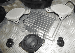 MAZDA 3 BL II WZMACNIACZ BOSE GŁOŚNIKI KOMPLET 3