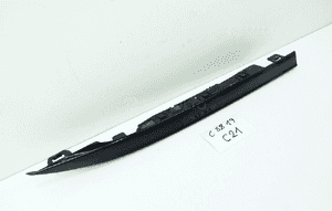 Listwa spoiler prawy vw golf viii 8 r r-lin kombi 3
