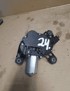 SILNICZEK WYCIERACZKI TYŁ OPEL ASTRA H KOMBI EUROPA 0390201591 1