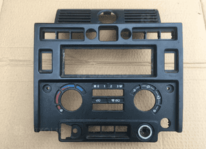 Konsola środkowa panel kokpitu Land Rover Defender 1