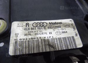 Lampa prawy przód audi Q7 xenon 4L0941004B 9