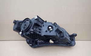 Lampa lewa lewy bi xenon skr skoda superb 3 iii 3V 2