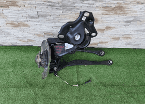 Zwrotnica lewa wachacz tył bmw 2 U06 6894207 1