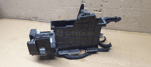 Skrzynka skrzynki bezpieczników mocowanie VW Touareg 7L0937535 4