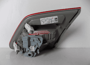 Mercedes W246 - Lampa Tylna w Klapę Lewa - 11856 4